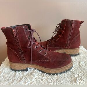 Taos Main Street combat boot 40